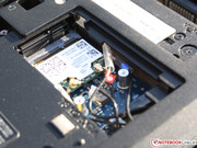 Über das WLAN-Modul (Mini PCIe) kann ein 3G-Modul (PCIe Full Size) gesteckt werden.