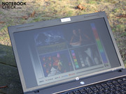 Das matte Display wird Büronutzer oder Draußen-Surfer erfreuen. Die Helligkeit dazu ist ganz passabel. Das matte Display wird Büronutzer oder Draußen-Surfer erfreuen. Die Helligkeit dazu ist ganz passabel.