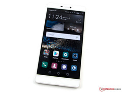 Der Nachfolger des Huawei P8 soll als eines der ersten Smartphones 6 GB RAM bieten (Bild: Huawei P8, Eigenes)