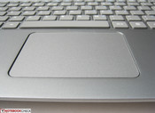 Touchpad mit eingebauten Buttons