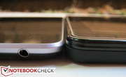 Das Nexus 7 (links) ist marginal dünner als das Kindle Fire (rechts).