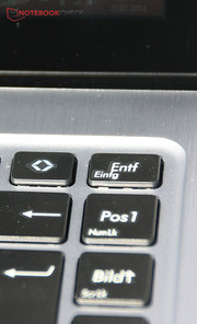 Im Vergleich zum Vorgänger gibt es mehr Tasten auf dem Keyboard.