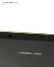 Sowohl der micro-USB-Port als auch der Audioanschluss finden sich an der Oberseite.