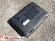Insgesamt 10 Schrauben stehen zwischen Nutzer und HDD und GPU
