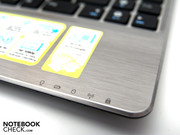 An der Front des Netbooks befinden sich divesere Status-LEDs.