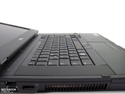 die Materialanmutung im Arbeitsbereich erreicht nicht das Niveau des HP Elitebook 8540w die Materialanmutung im Arbeitsbereich erreicht nicht das Niveau des HP Elitebook 8540w