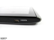 der Micro-HDMI Anschluss erfordert ein spezielles Kabel