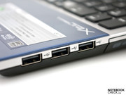Neben drei gebotenen USB-2.0-Schnittstellen darf aktuell ein ... Neben drei gebotenen USB-2.0-Schnittstellen darf aktuell ein ...