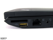 ...Gigabit-LAN dafür ungünstig weit vorne untergebracht ...Gigabit-LAN dafür ungünstig weit vorne untergebracht