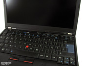 die Tastatur hat kleine Schwächen, die aber kaum ins Gewicht fallen die Tastatur hat kleine Schwächen, die aber kaum ins Gewicht fallen