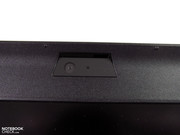 720p WebCam mit ThinkLight befinden sich im Displayrahmen... 720p WebCam mit ThinkLight befinden sich im Displayrahmen...