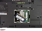 1 RAM-Steckplatz ist frei, einer Aufrüstung auf 8 GB steht nur der Kauf eines weiteren 4 GB Moduls im Wege 1 RAM-Steckplatz ist frei, einer Aufrüstung auf 8 GB steht nur der Kauf eines weiteren 4 GB Moduls im Wege