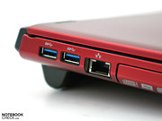 Für schnelle Datenübertragung sorgen zwei USB 3.0 Schnittstellen. Für schnelle Datenübertragung sorgen zwei USB 3.0 Schnittstellen.