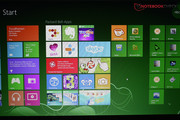 Packard Bell liefert zahlreiche Apps mit, vieles davon ist aber auch Werbung.