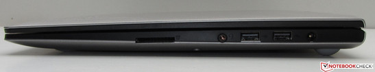 rechte Seite: 2x USB 2.0, Audio-Kombo-Port, Speicherkartenlesegerät