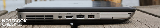 Linke Seite: FireWire, HDMI, eSATA/USB 2.0, USB 2.0, PC-Card (PCMCIA), Kartenleser