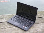 da ist immerhin ein Windows 7 Home Premium (64-bit) an Bord
