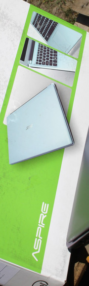 Acer Aspire V5-431: Ein preislich attraktives Einsteiger-Notebook mit Ultrabook-Ambitionen. Anspruchsvolle Käufer werden damit aber nicht glücklich.