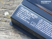 Dafür läuft er mit 77 Wattstunden auf (5200mAh).
