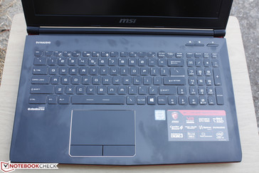 gleiche RGB SteelSeries Chiclet-Tastatur wie im älteren GE62