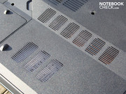 befinden sich weitere Ansaugöffnungen.