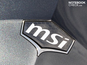 An dem glänzenden Kunststoff-Finish