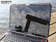 Immerhin handelt es sich um ein Full HD mit 1.920 x 1.080 Pixeln.