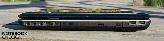 Rechte Seite: Mikrofon, Line-In, Line-Out (frei belegbar Realtek-Audio), 3xUSB, DVD-Brenner