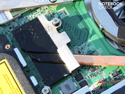 Die Grafik Nvidia GT 330M ist aufgelötet.