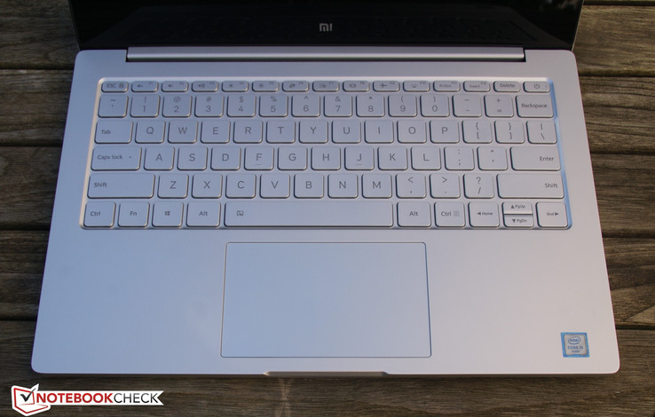 Mi Notebook Air: Tastatur und Touchpad