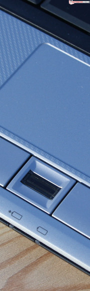 Fujitsu Lifebook P702: Das Touchpad ist klein, aber dennoch gut bedienbar. Größtes Manko ist der kleine Tastenhub. Fujitsu Lifebook P702: Das Touchpad ist klein, aber dennoch gut bedienbar. Größtes Manko ist der kleine Tastenhub.