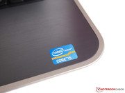 Rechts ein Hinweis auf den Intel-Chip