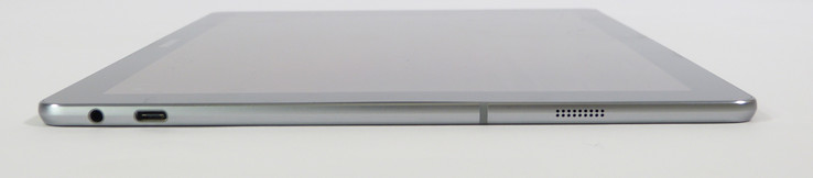 Rechte Seite des TabPro S mit USB-C und Headset-Port