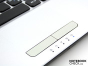 Das Touchpad ist Teil der Handauflage.