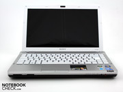 Der Sony Vaio VPC-S11M1E ist ein 13.3-Zoller Der Sony Vaio VPC-S11M1E ist ein 13.3-Zoller