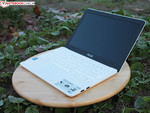 EeeBook X205TA-FD005BS: Surf- und Office-Maschine mit gutem Display