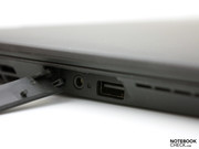 Gegenüber finden sich noch USB 2.0 sowie ein Audio-Kombo-Port.