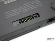 Gegen Aufpreis lässt sich ein Akku-Slice nutzen. Kein Docking!