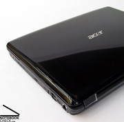 Das Acer Aspire 5930G macht, durch die Behandlung des Displaydeckels mit schwarzem Hochglanzlack, optisch einen sehr eleganten Eindruck.