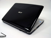 Das Acer Aspire 7720G mit Displaydeckel in Hochglanzoptik präsentierte sich als schickes Einstiegsnotebook...