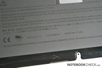 Der fix integrierte Akku ist nicht vom User tauschbar.