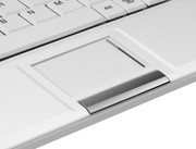 Das Touchpad ist wie der EeePC sehr klein ausgefallen und besitzt eine gwöhnungsbedürftige Touchpad-Wipp-Taste.