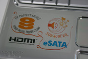 Die Ausstattung ist mit Blu-Ray ROM, HDMI und Dockingstation-Anschluss vollständig. Die Ausstattung ist mit Blu-Ray ROM, HDMI und Dockingstation-Anschluss vollständig.