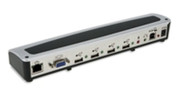 VGA findet man dagegen nur an der optionalen USB-Docking-Station mit VGA von Kensington, welche von Dell als optionales Zubehör angeboten wird.