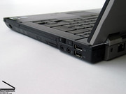 Geboten werden etwa 3 USB Ports, ein digitaler Display Port und eine eSATA Schnittstelle.