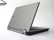 Das Dell Precision M2400 ist das kompakteste Modell der leistungsfähigen Dell Precision Workstation Serie.