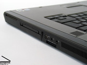 Dazu gehören insgesamt 6 USB Ports ebenso wie ein DVI-D Anschluss, S-Video und VGA Port. Dazu gehören insgesamt 6 USB Ports ebenso wie ein DVI-D Anschluss, S-Video und VGA Port.