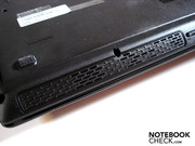 Die beiden Lautsprecher verbergen sich hinter der Gehäusefront