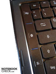 Berührungsempfindliche BackUp, Bluetooth und Wlan-Funktion links neben der Tastatur