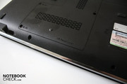 An der Unterseite entdeckt man, dass HP die Festplatte mit "Protect Smart" vor mechanischen Schäden schützt.